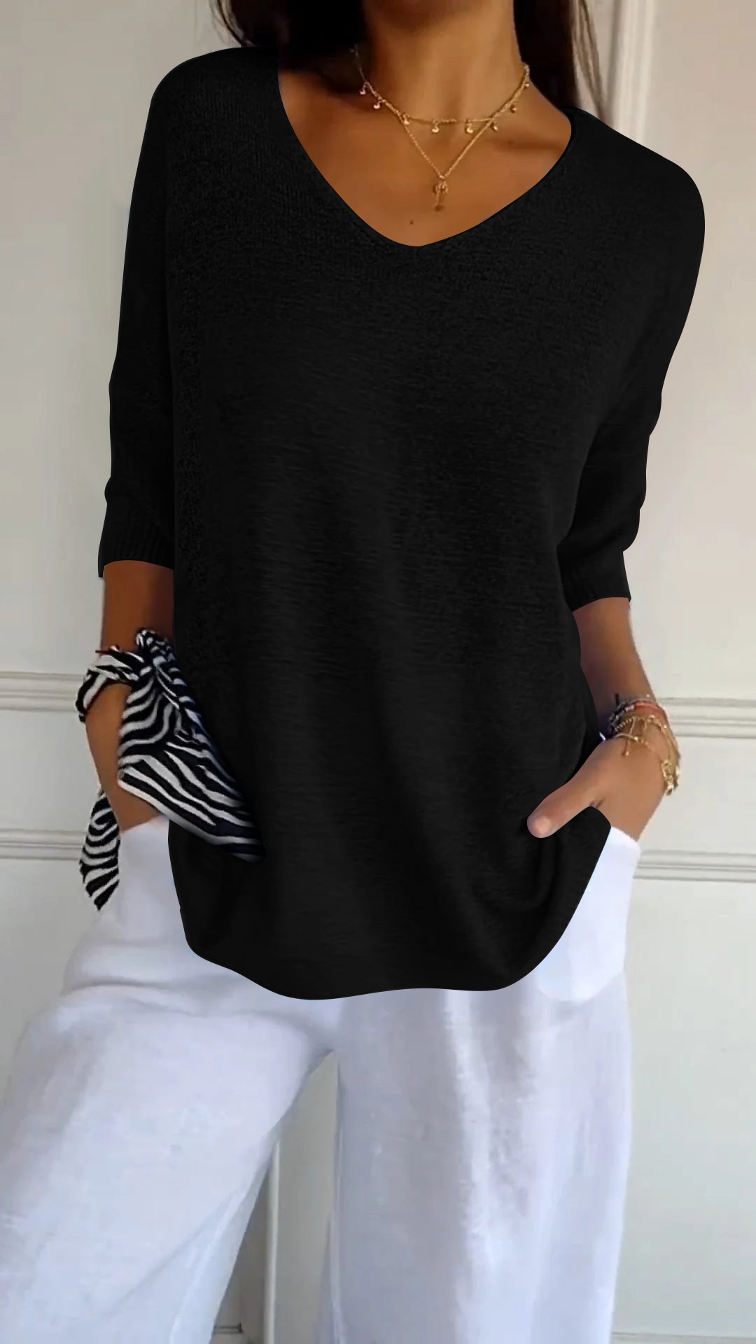 Chic and Stylish Loose V-Neck Top