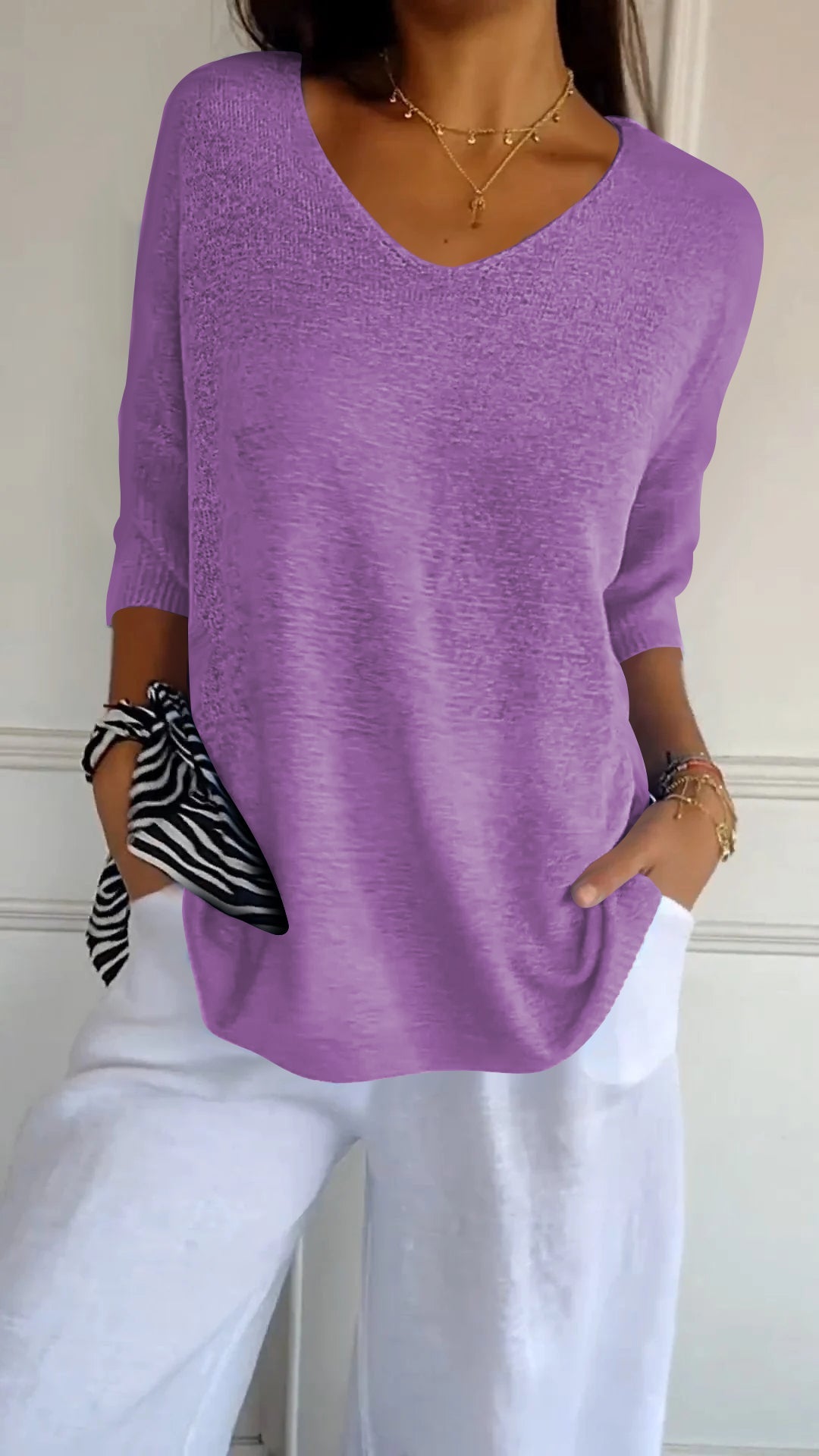 Chic and Stylish Loose V-Neck Top