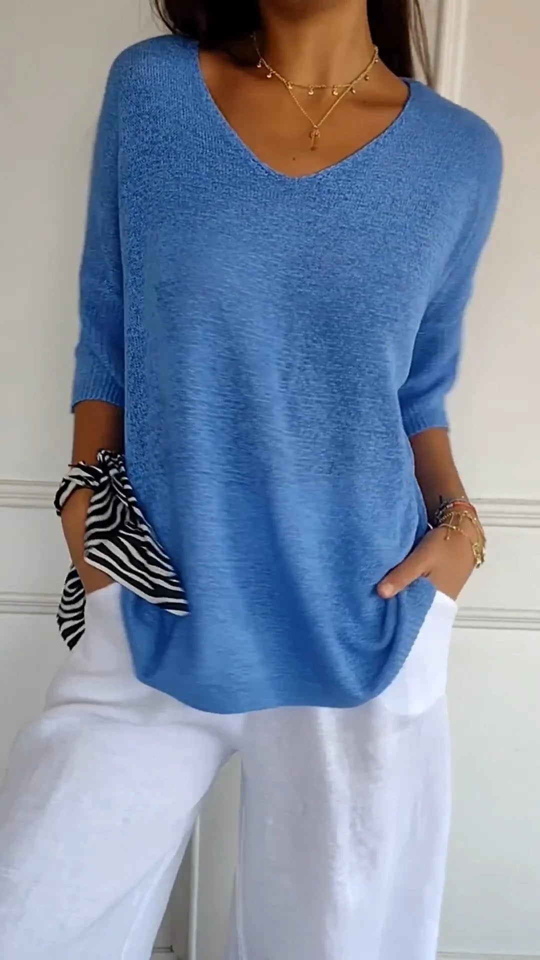 Chic and Stylish Loose V-Neck Top