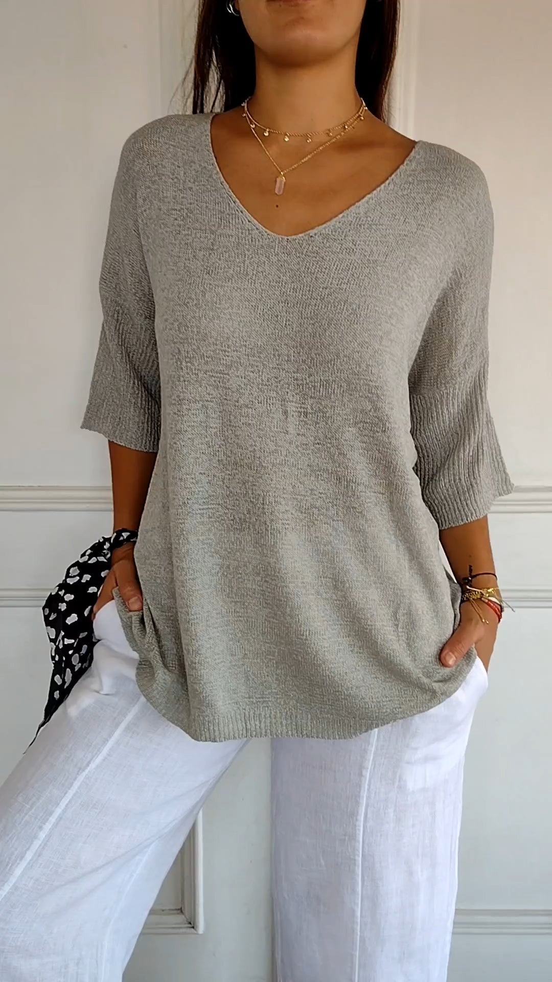Chic and Stylish Loose V-Neck Top
