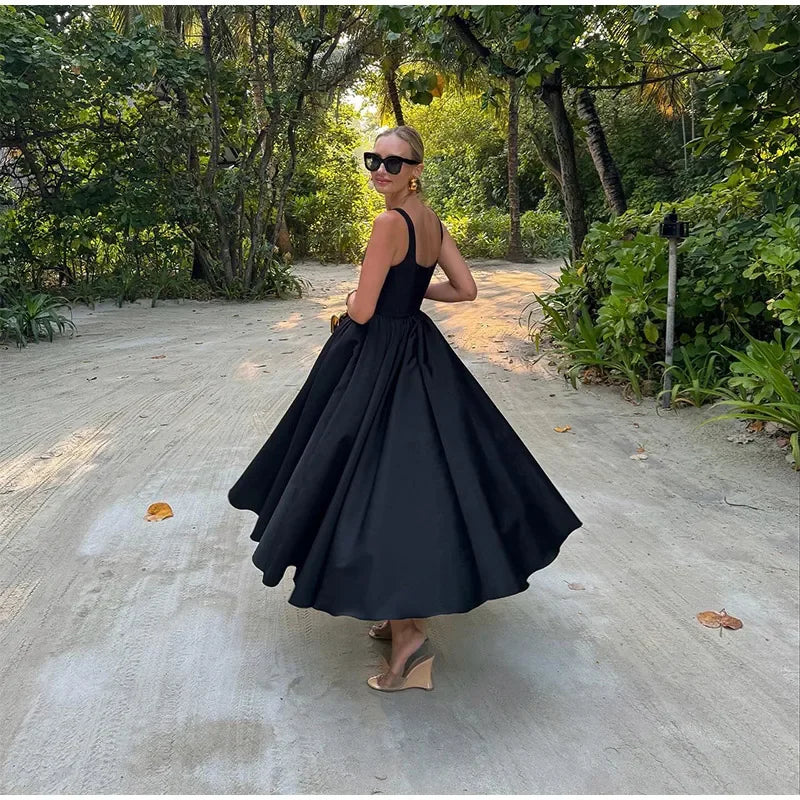 Isolde Midi Dress - Midnight Black